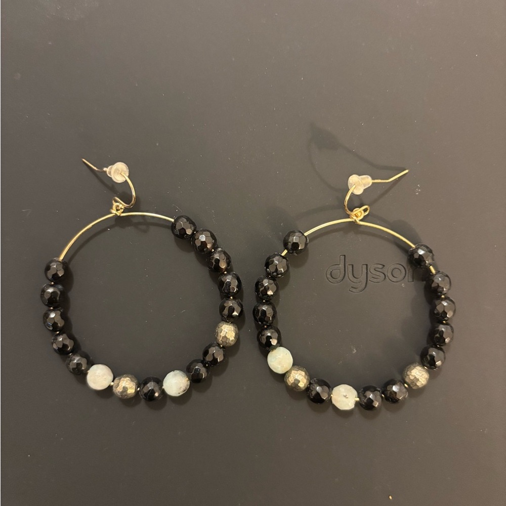 Elegant Black and Grey Beaded Gold Hoop Earrings